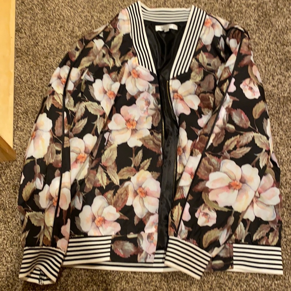 FLORAL BOMBER